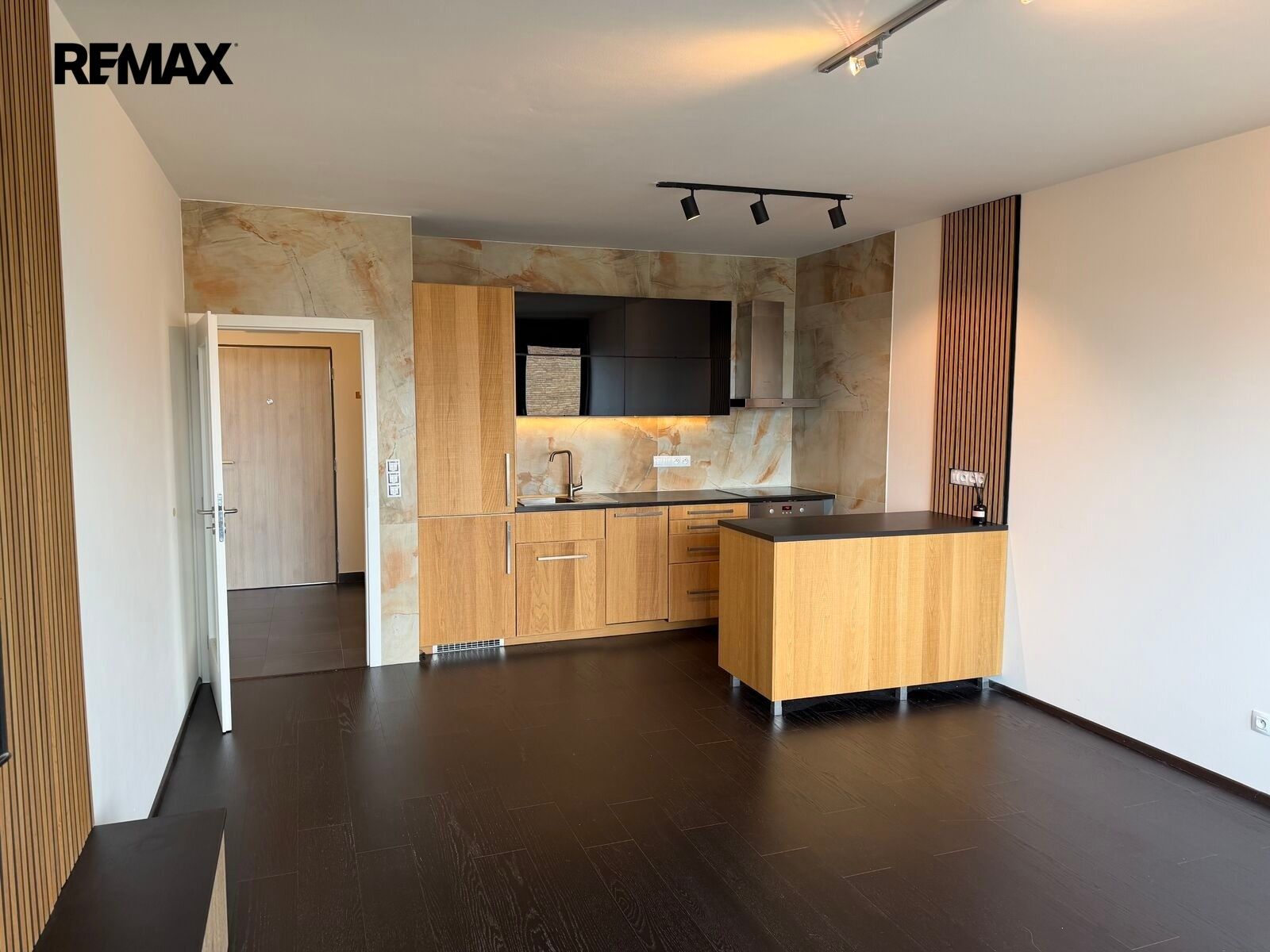 2+kk, Devonská 1223, Praha Hlubočepy, 60 m² - 1