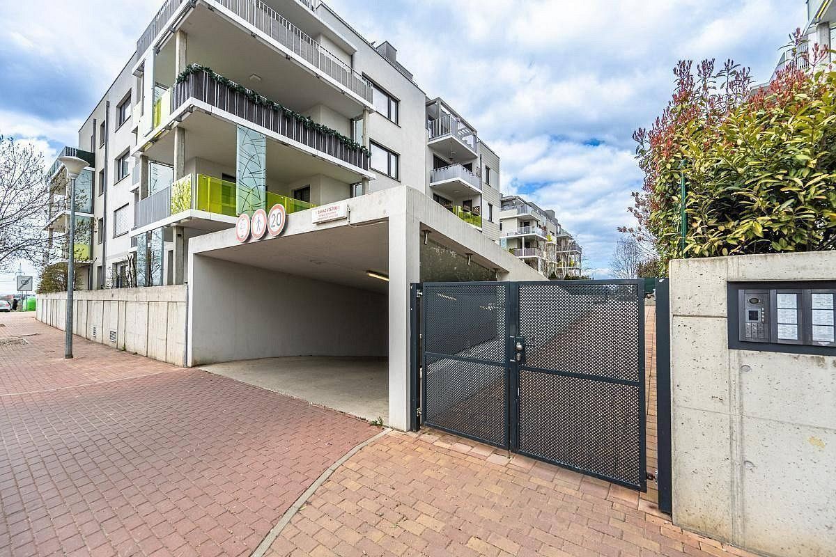 Byt 2+kk · 65 m² · K Beranovu, Praha 8 - Dolní Chabry - 4