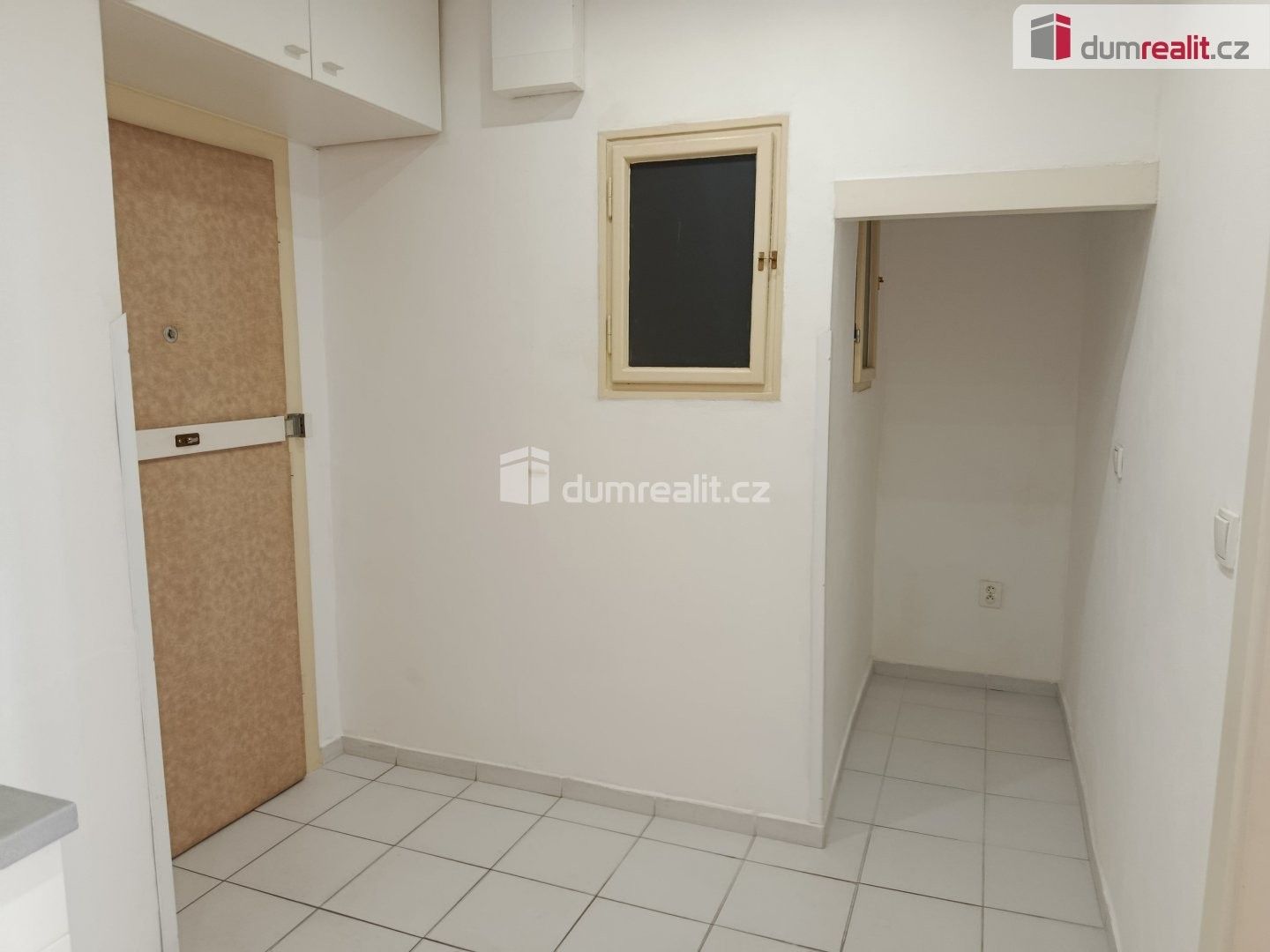 2+kk, Za poštou, Praha, 58 m² - 2