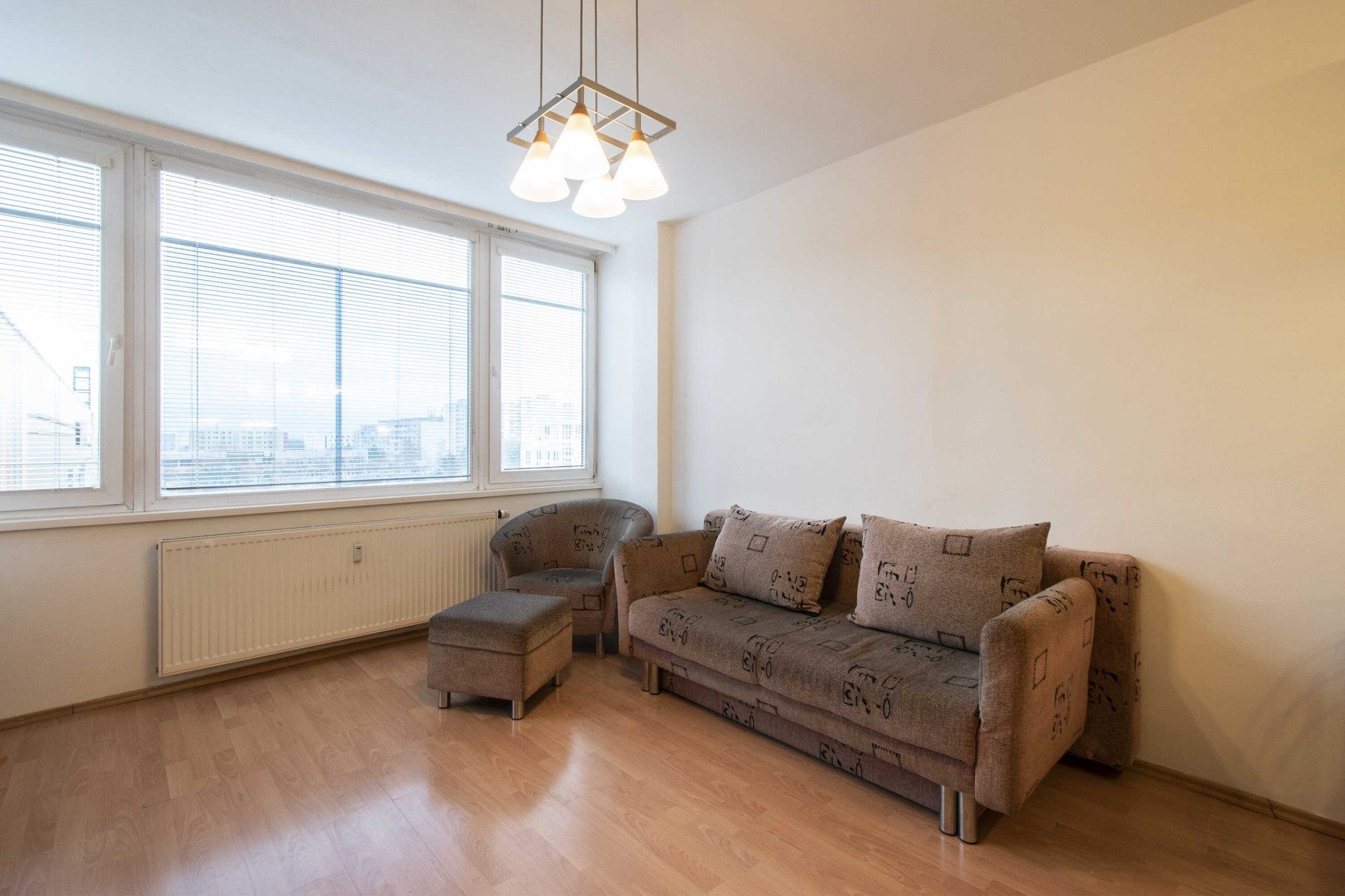Byt 2+kk · 37 m² · Olštýnská, Praha - 4