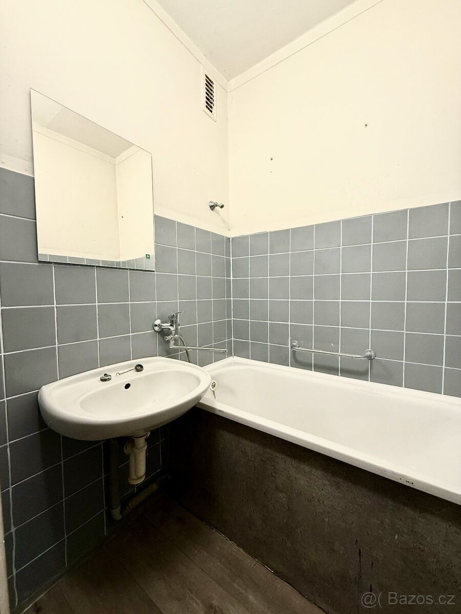 Pronájem byt - Aš, 352 01