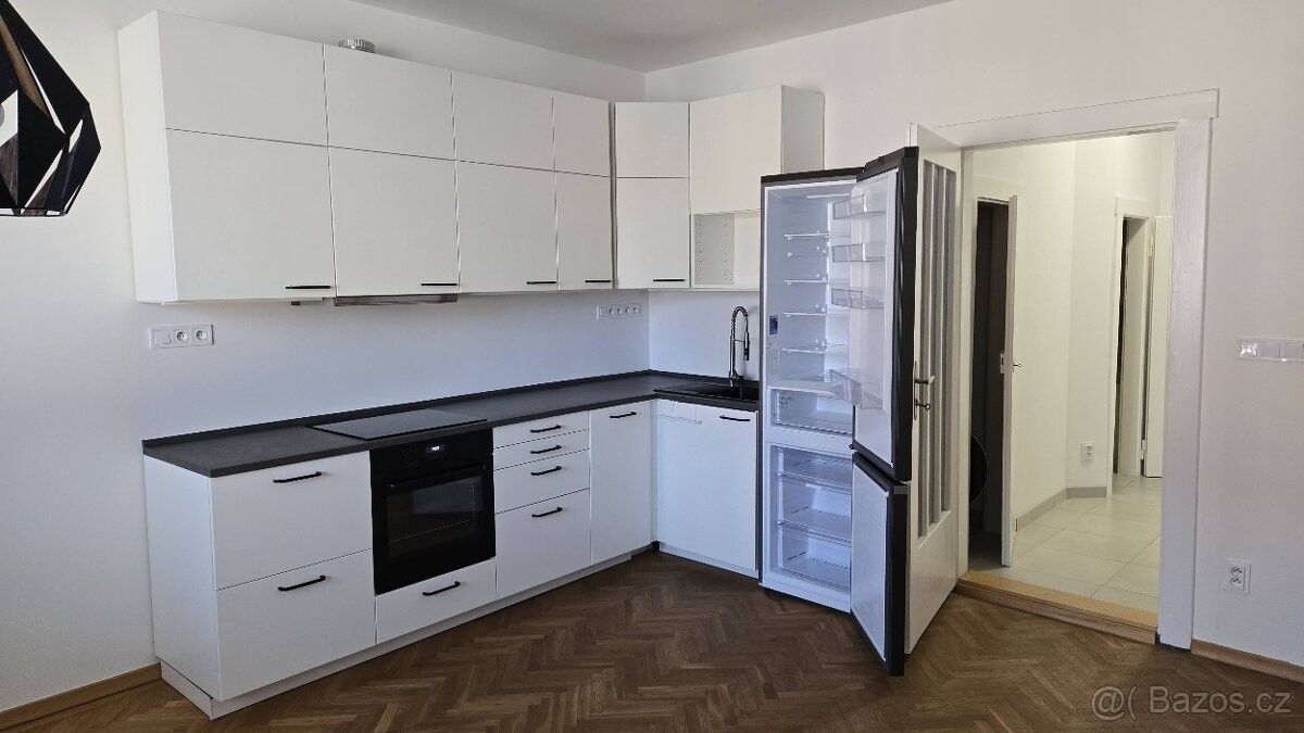 Pronájem byt - Praha, 141 00