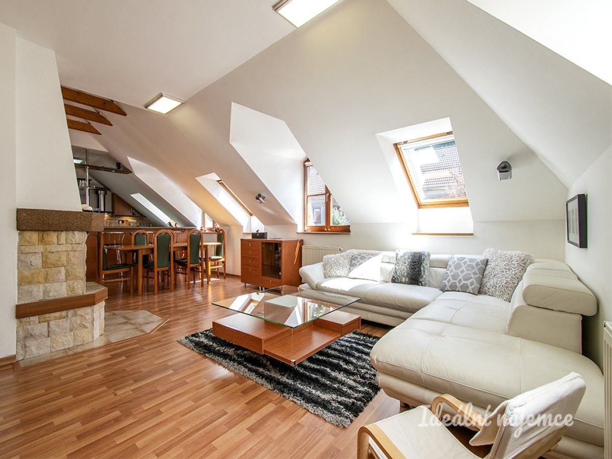 4+kk, Magistrů, Praha, 128 m²