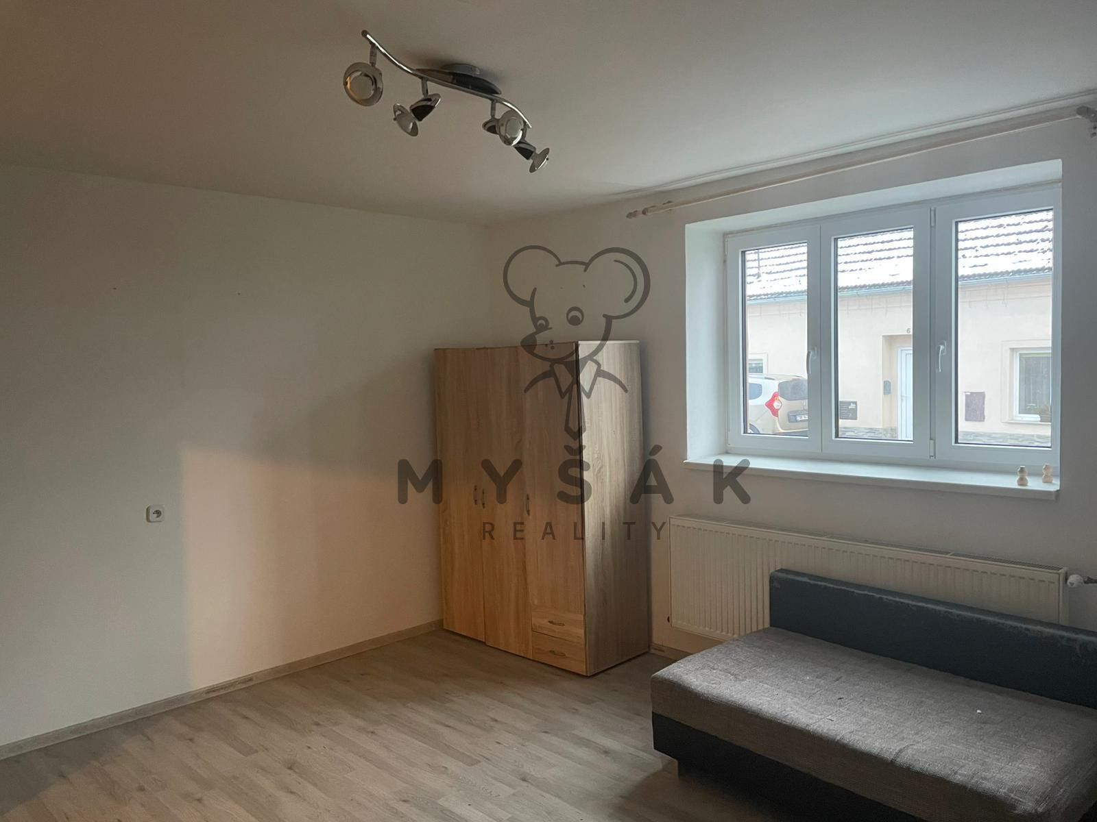 Pronájem byt 2+kk - Trocnovská, Trhové Sviny, 40 m²