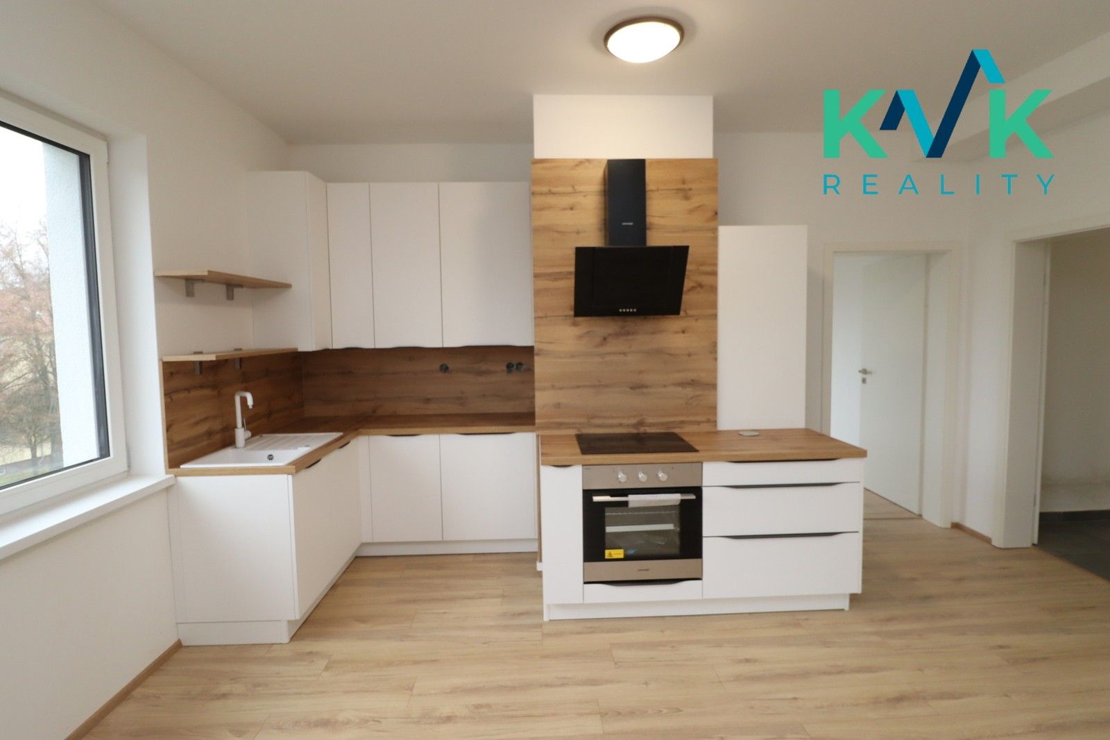 3+kk, Šumavská, Karlovy Vary, 78 m²