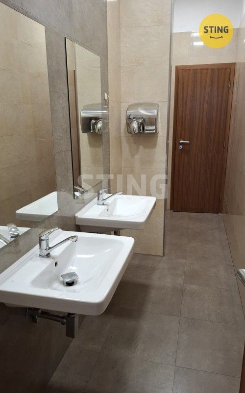 Pronájem kancelář - Kunovice, 39 m² - 2