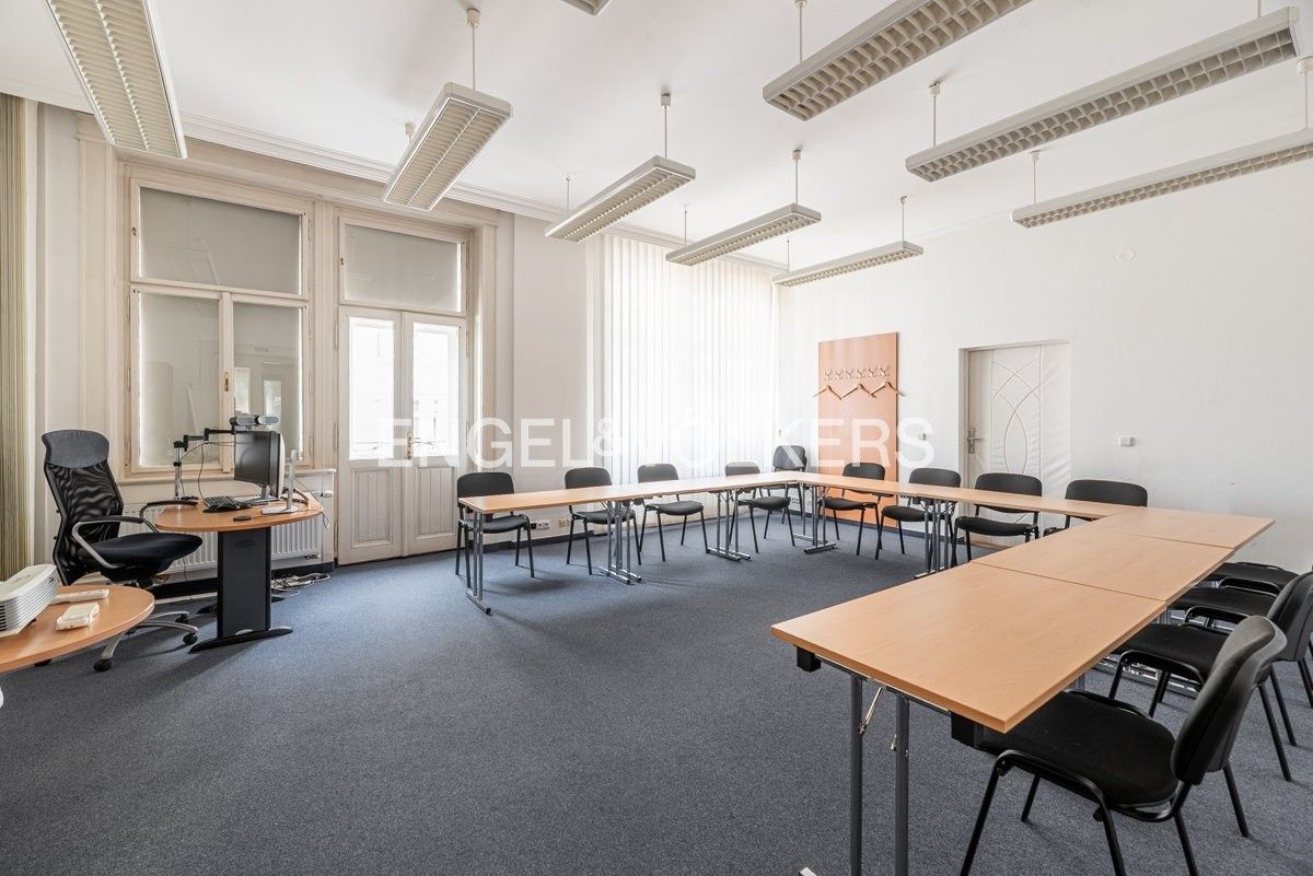 Kancelář · 325 m² · Chrudimská 1418, Praha Vinohrady - 4