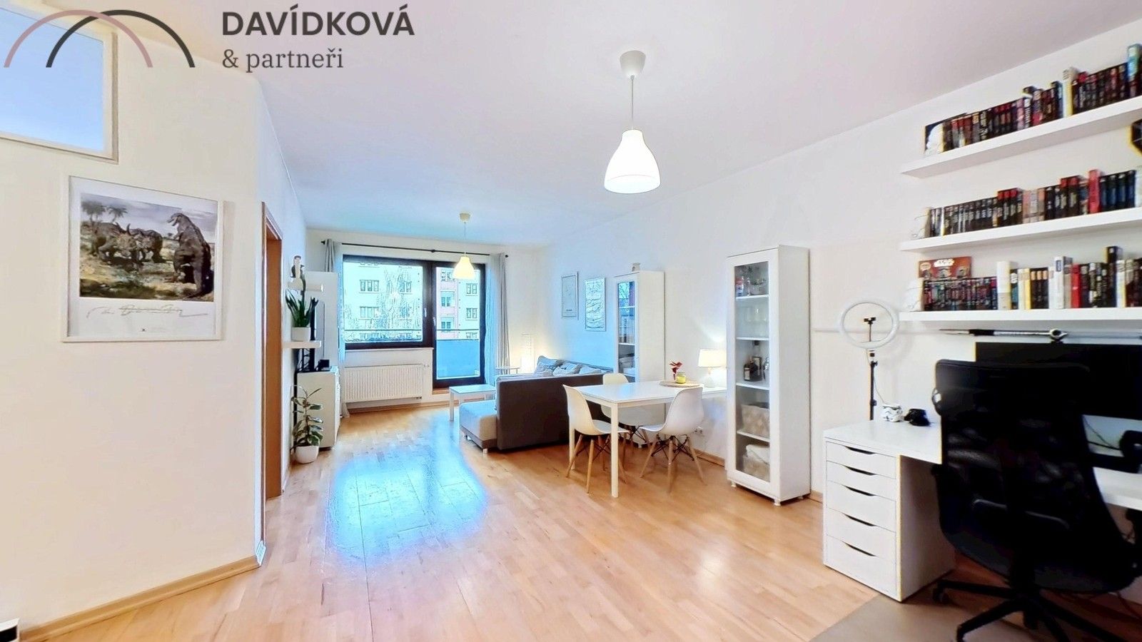 Pronájem byt 2+1 - Irská, Praha, 63 m²