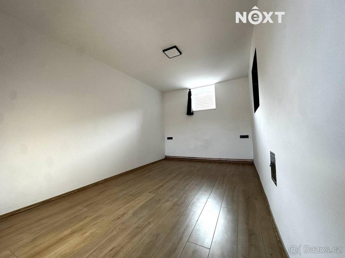 Pronájem byt - Třebíz, 273 75