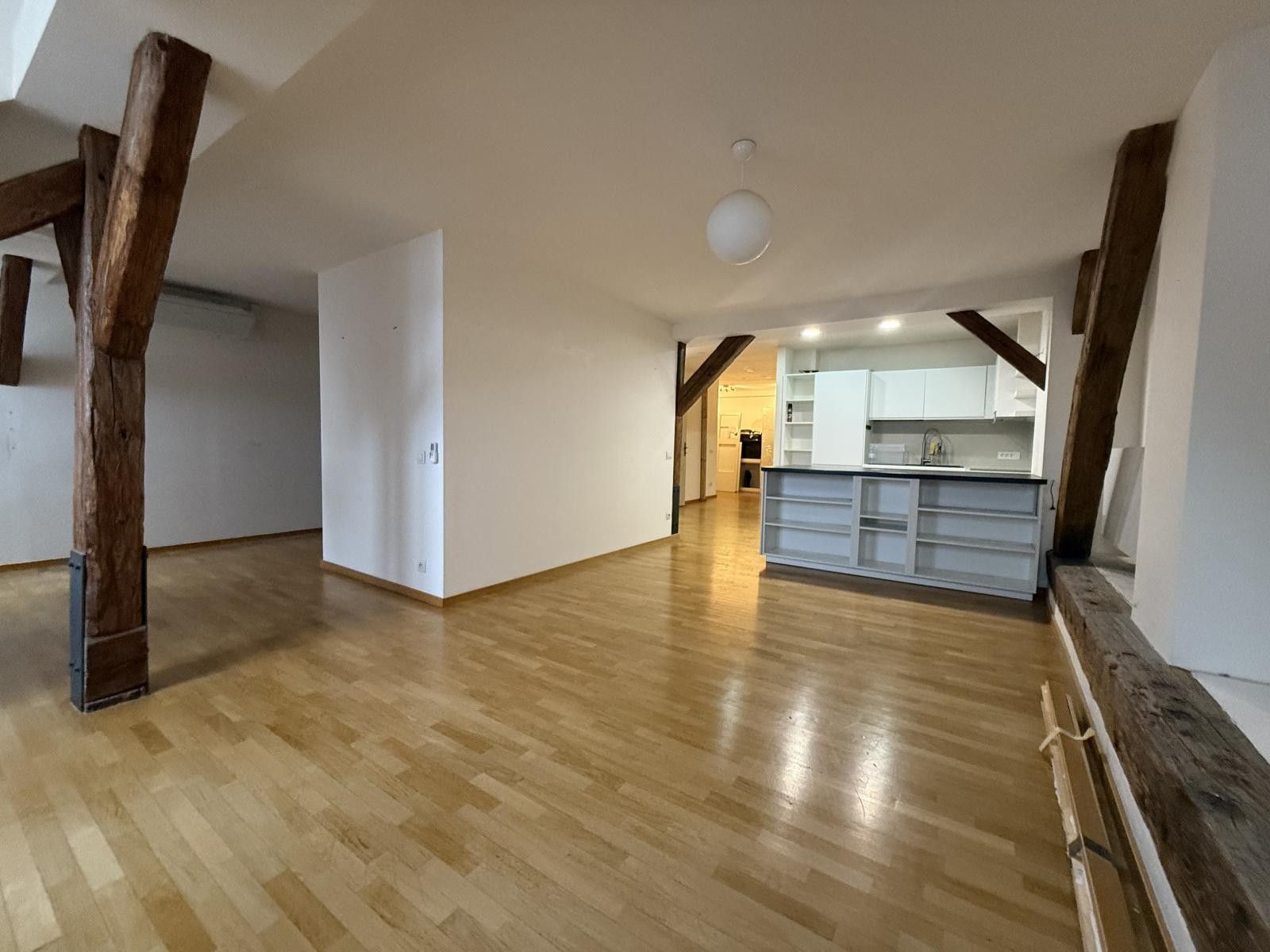 2+kk, Sokolovská, Praha, 89 m²