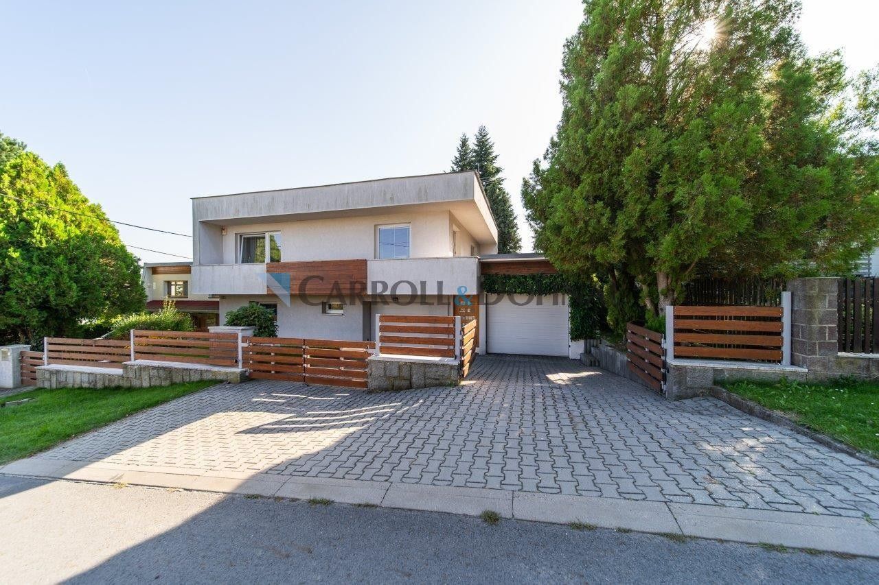 Prodej rodinný dům - Topolová, Vřesina, 313 m²