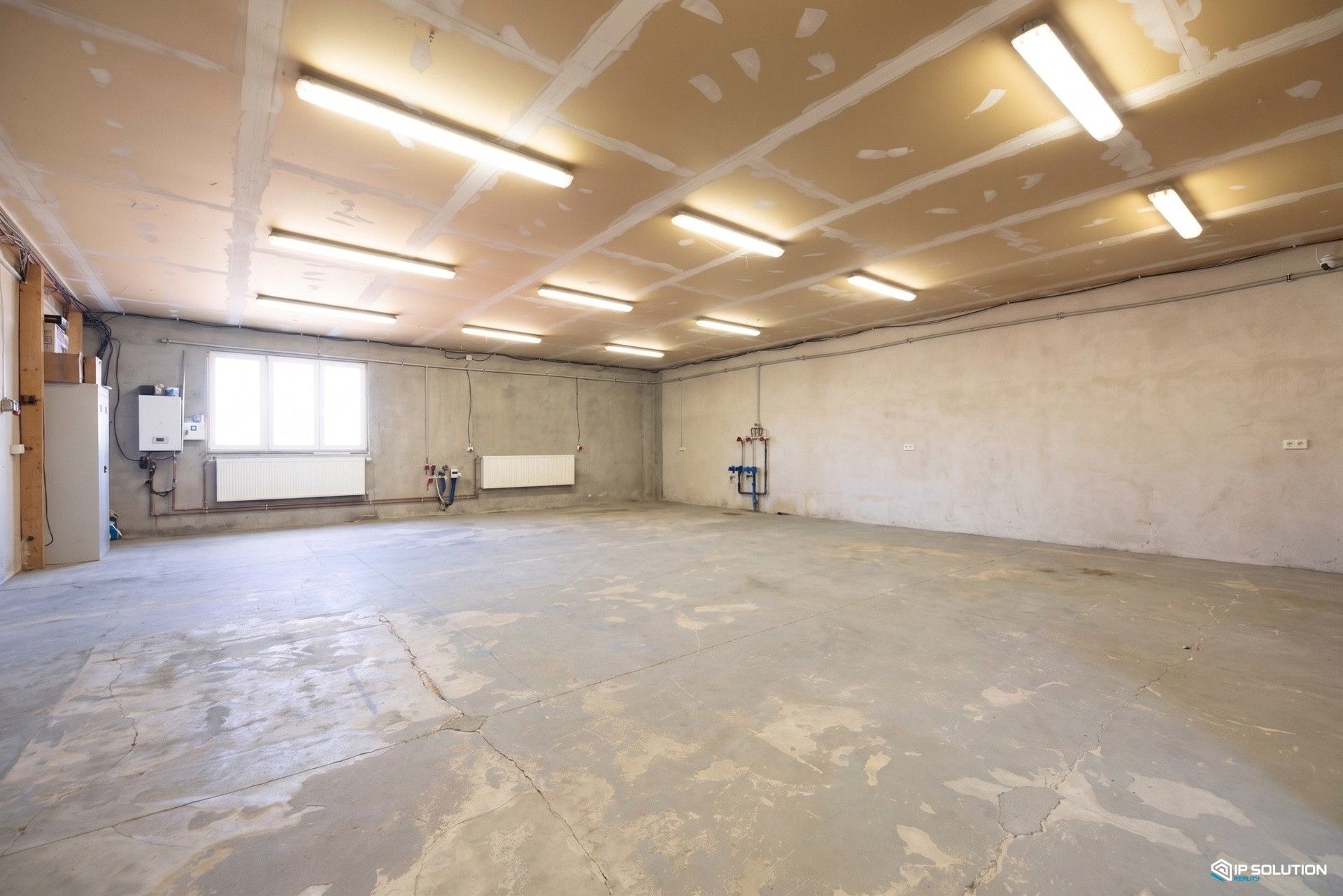 Sklady, Hrušecká 401, Týnec, 115 m² - 1