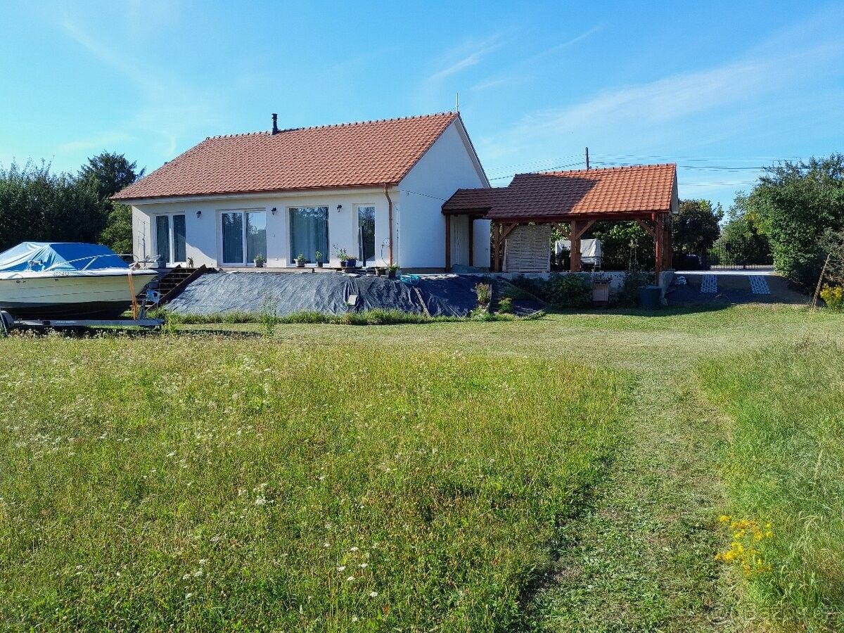 Prodej rodinný dům - Žalhostice, 411 01