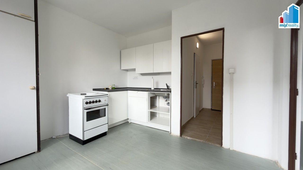 Byt 1+1 · 39 m² · Benešova třída, Nýřany - 2