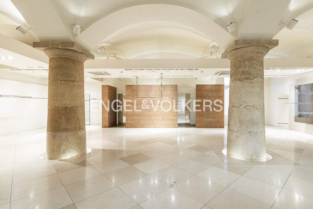 Pronájem obchodní prostory - Havířská 394, Praha, 250 m²