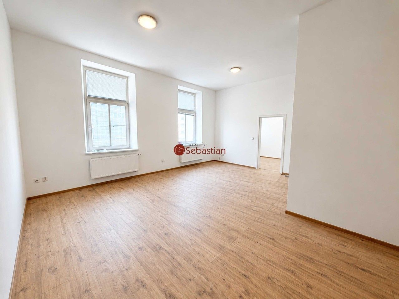Kanceláře, třída Míru, Pardubice, 71 m² - 2