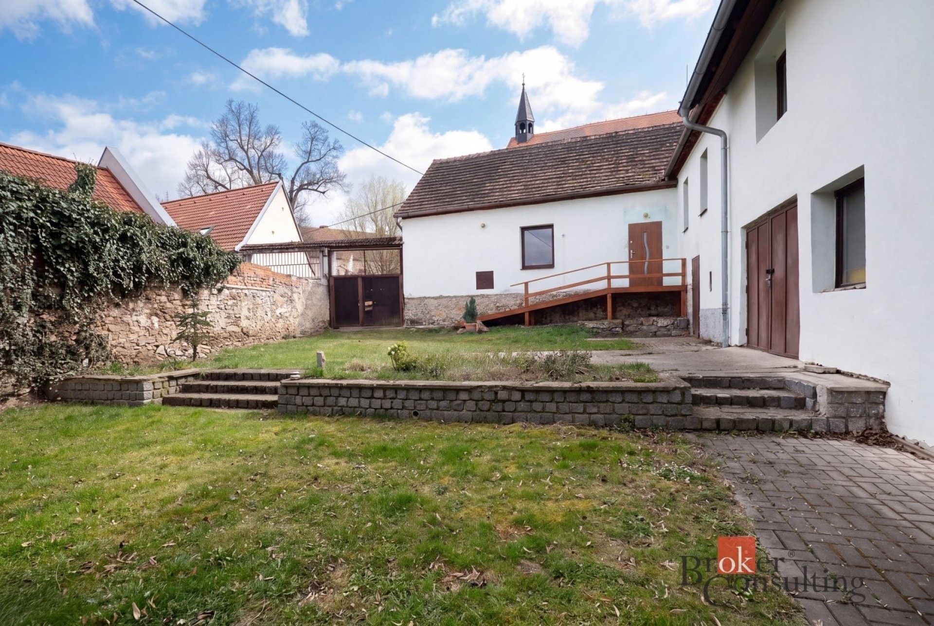 Zemědělské usedlosti, Jinín, 254 m² - 2