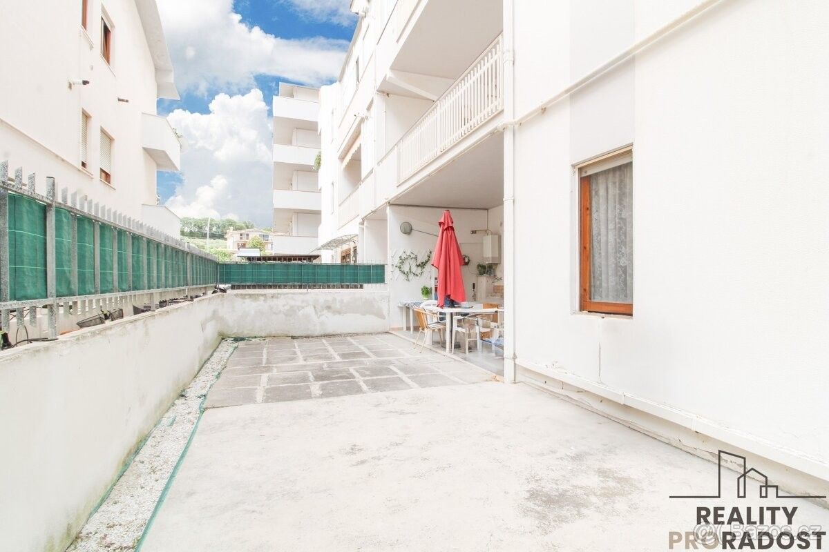 Prodej byt - 987 66, Zahraničí