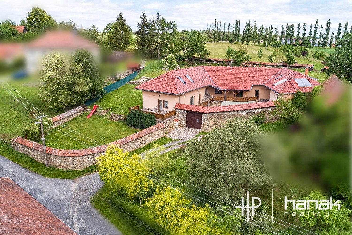 Rodinné domy, Konice - Runářov, okres Prostějov, 335 m² - 1