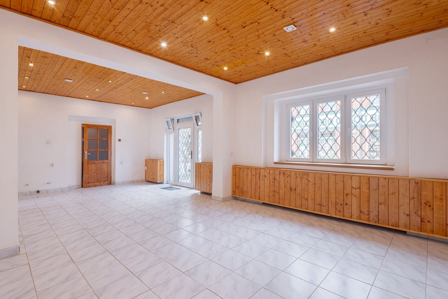 Obchodní prostory, Praha - Čakovice, okres Praha 18, Hlavní město Praha, 131 m² - 2