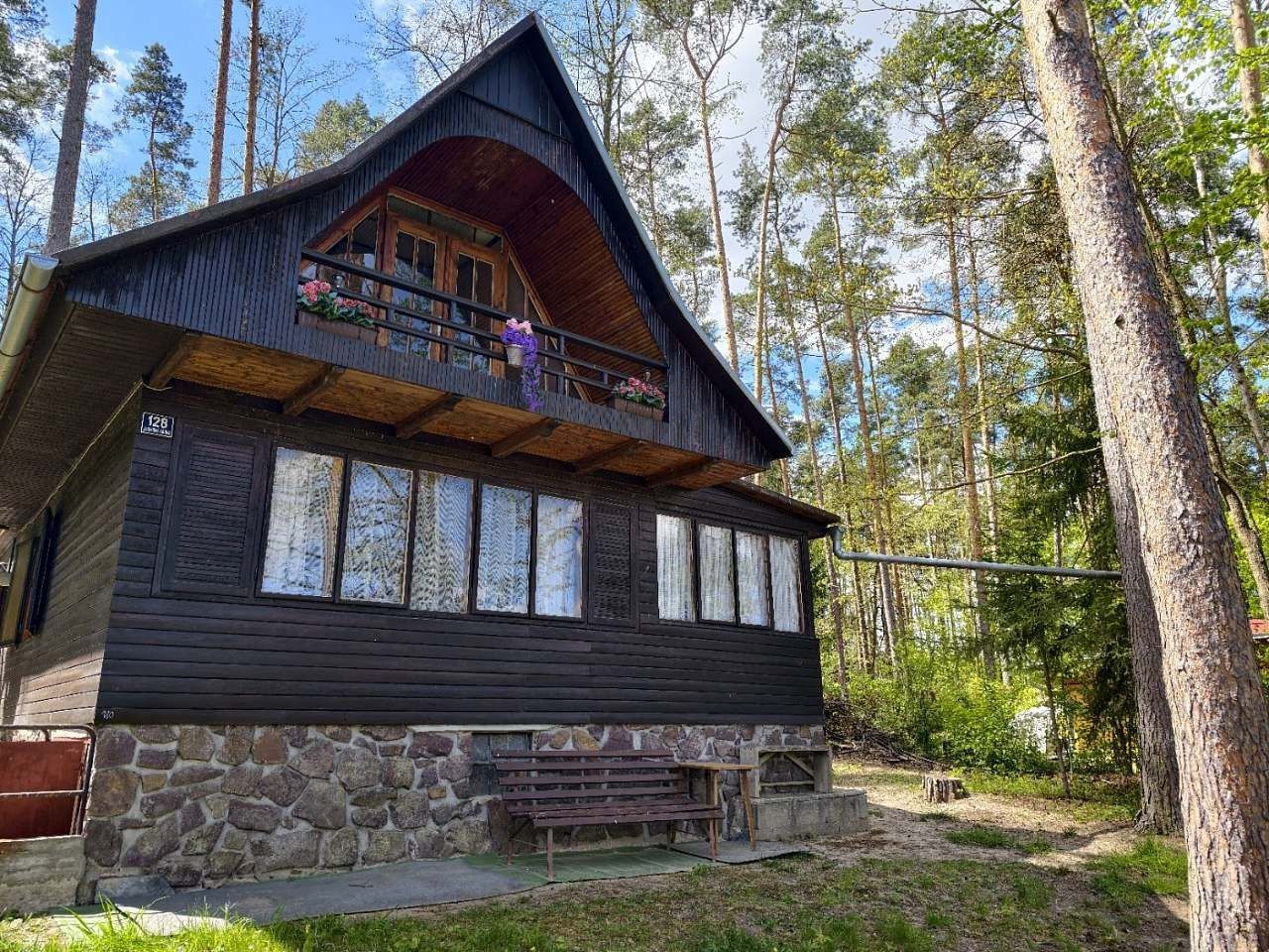Chaty, Starý Petřín - Jazovice, Jihomoravský kraj - 1