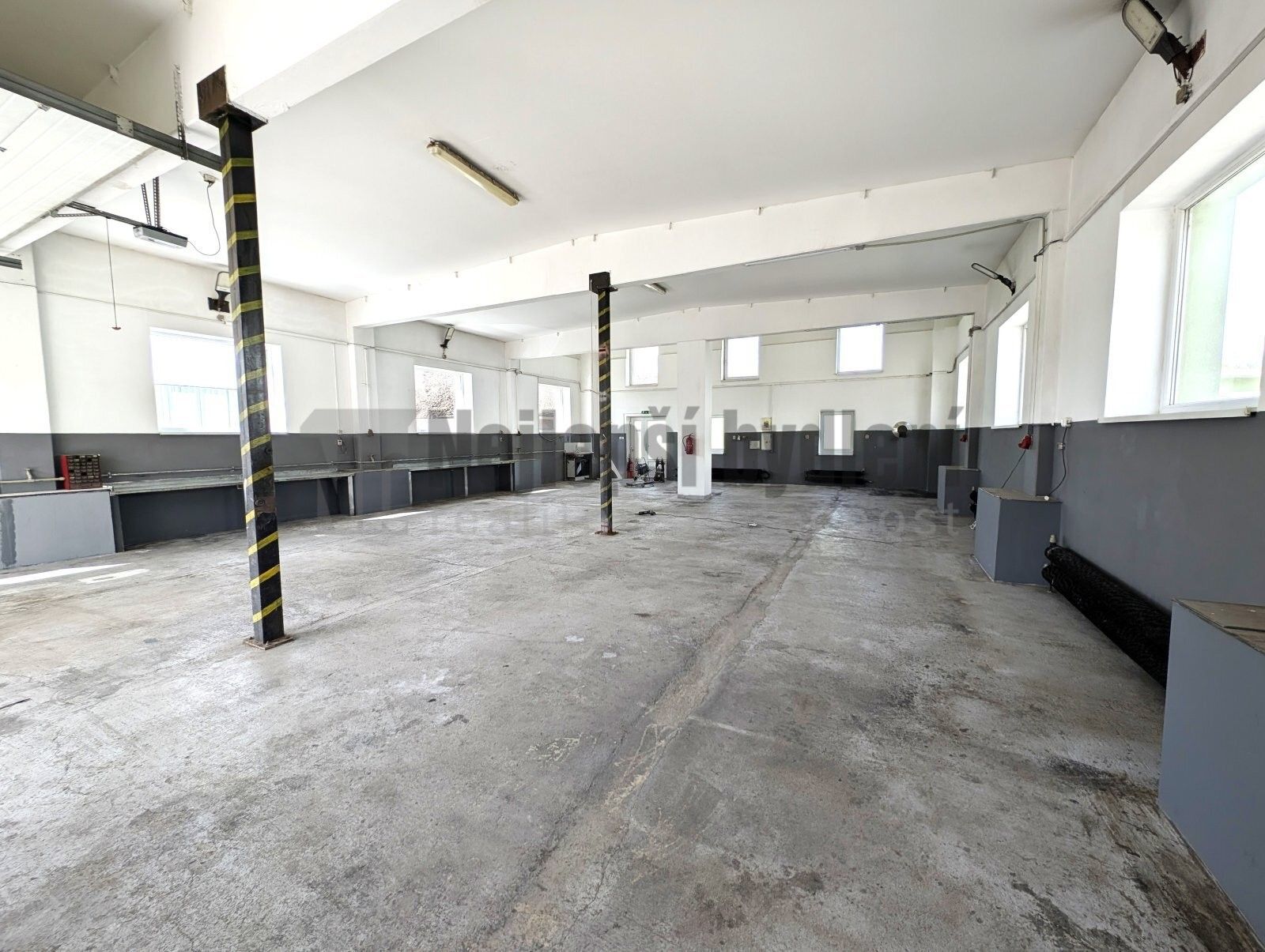 Výrobní prostory · 224 m² · Jahodová, Brno - 3