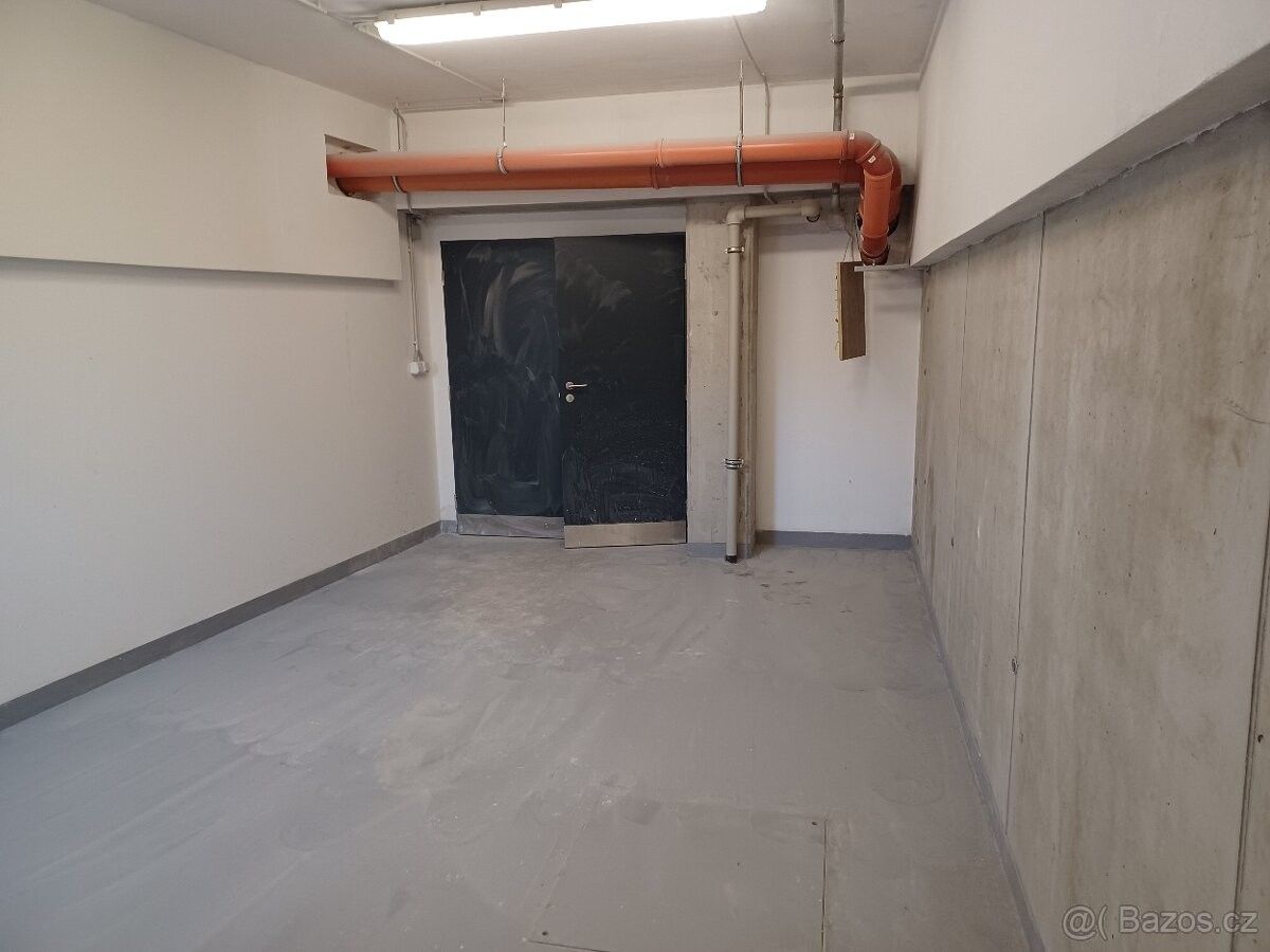 Pronájem sklad - Praha, 102 00