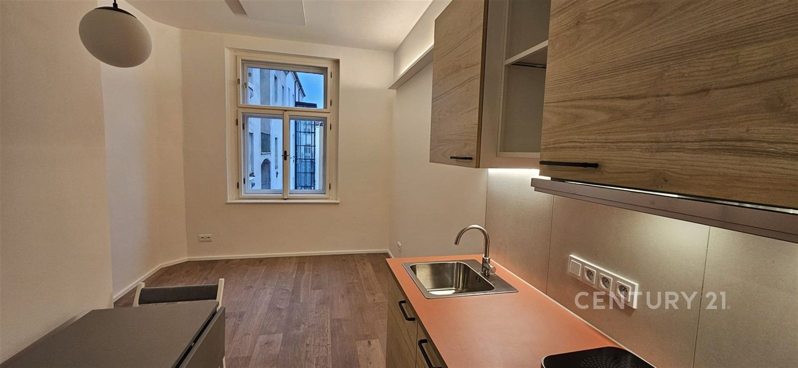 1+kk, Vršovická 160, Praha, 20 m²