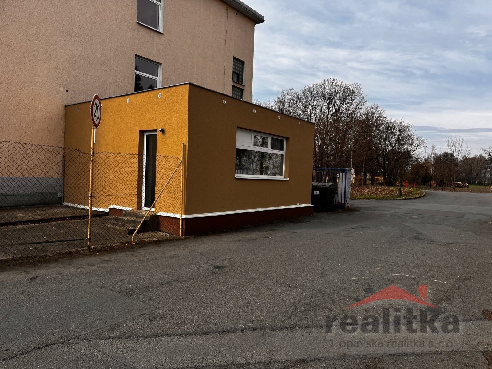 Restaurace · 23 m² · Palhanecká, Opava - 3