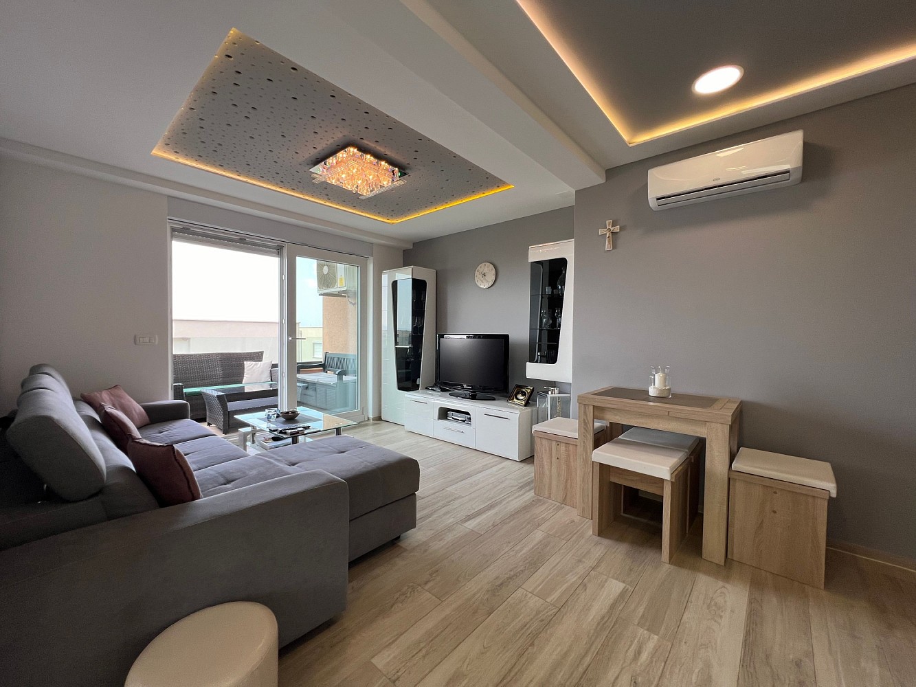 4+kk, Makarska, Splitsko-dalmatinska zupanija, Chorvatsko, 76 m² - 1