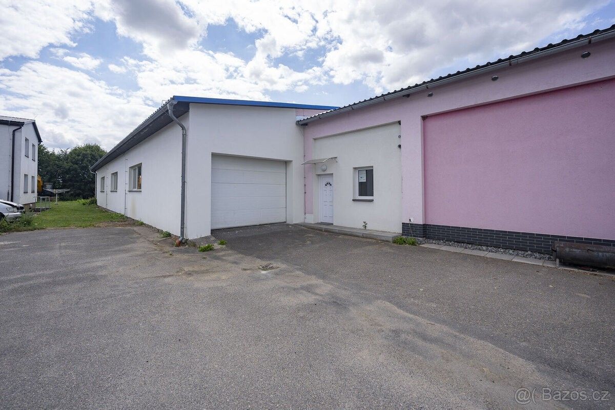 Sklady, Polička, 572 01 - 1