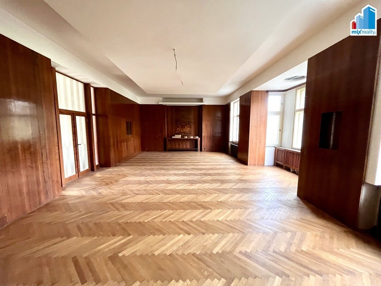 Pronájem byt 3+1 - náměstí T. G. Masaryka, Plzeň, 173 m²