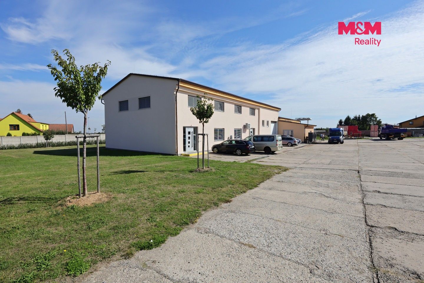 Obchodní prostory · 1 381 m² · Zbraslavice - 3