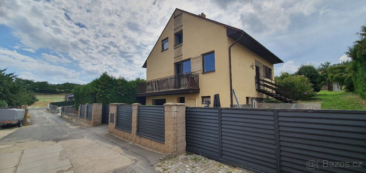 Prodej dům - Kačice, 273 04, 218 m²