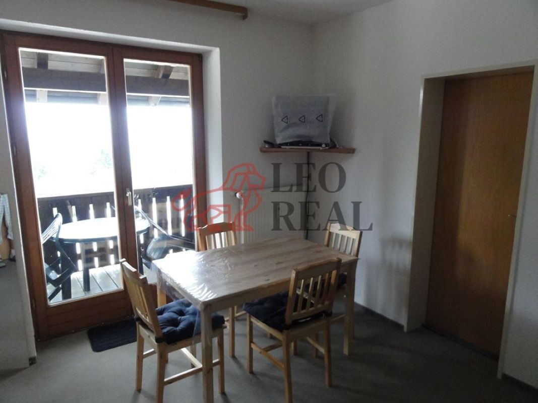 Prodej byt 2+kk - Strážný, 33 m²