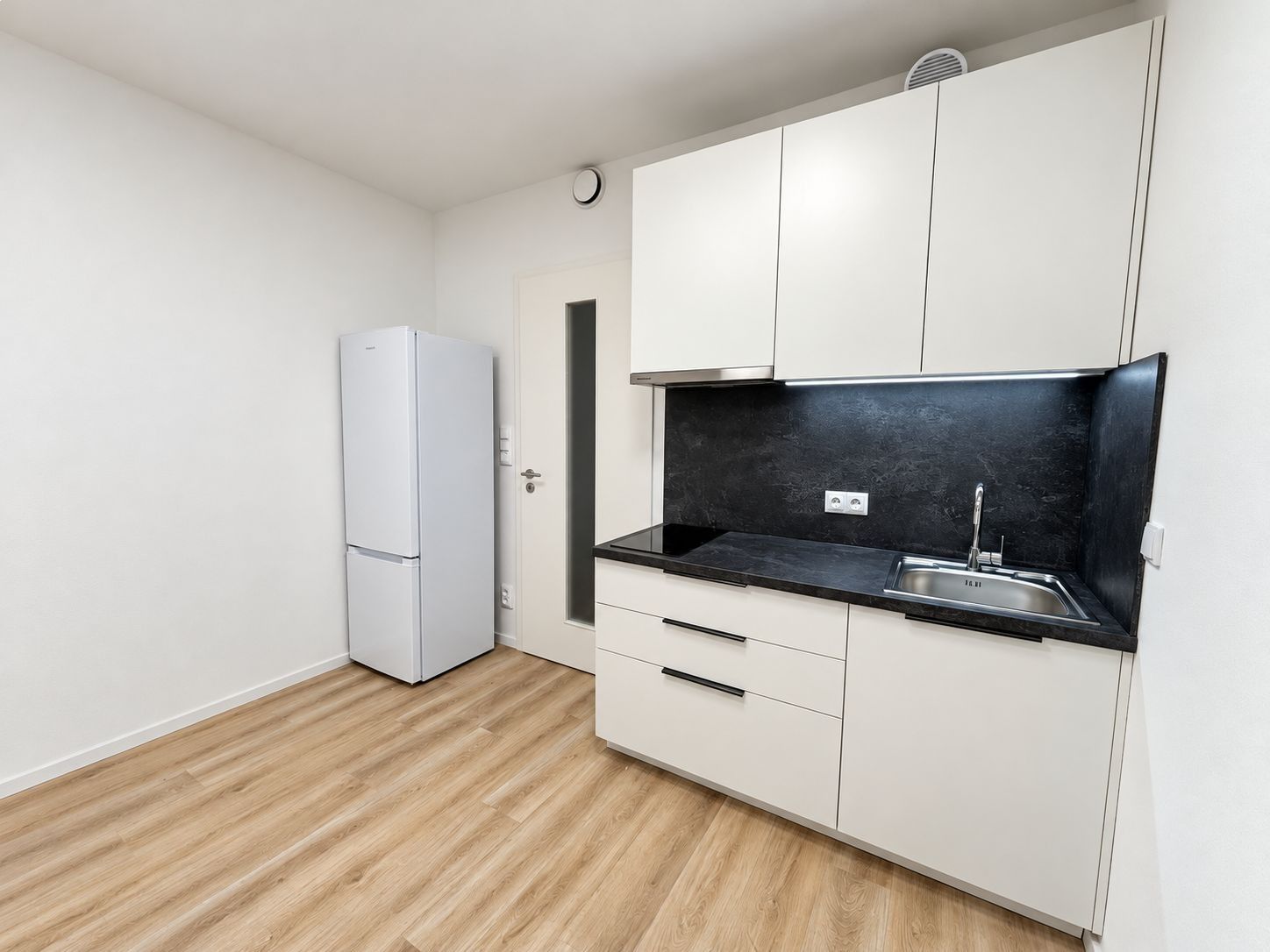Byt 1+kk · 25 m² · Prachnerova, Praha - 4