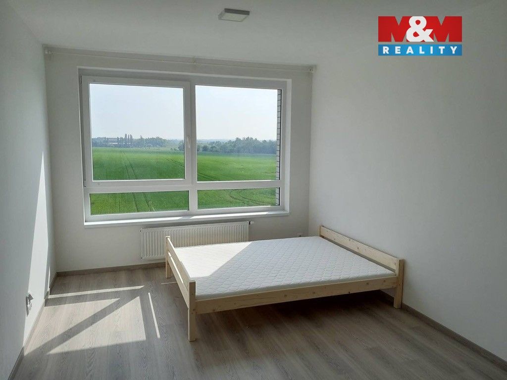 Pronájem byt 1+kk - Františka Jansy, Praha, 32 m²