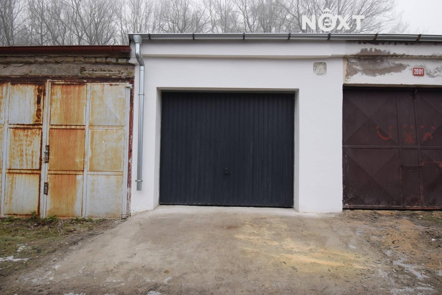 Garáž, 16 m²