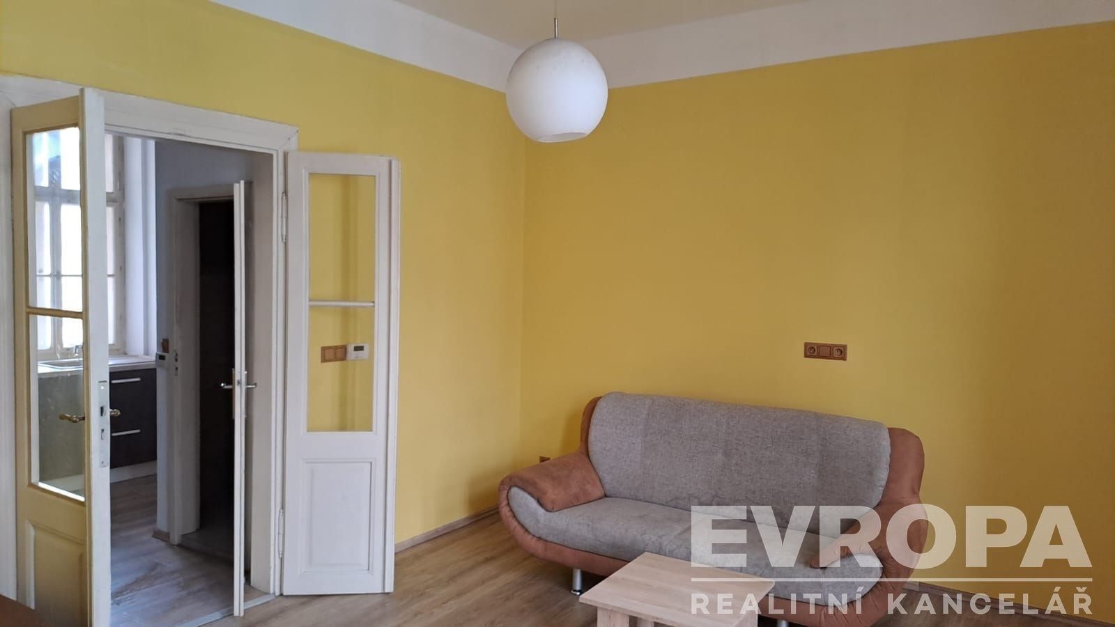 1+1, Mělnická, Mšeno, 36 m²