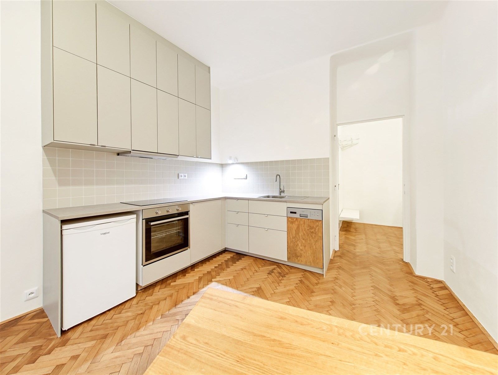 2+kk, Plzeňská, Praha, 43 m²