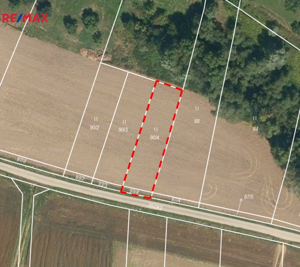 Prodej pozemek pro bydlení - Bechyně, 671 m²