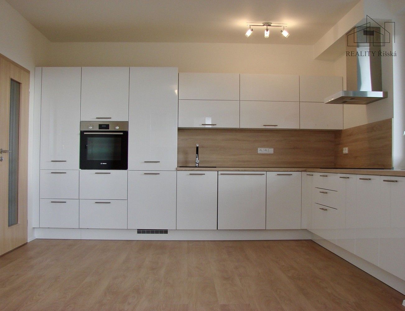 Byt 2+kk, 57 m²