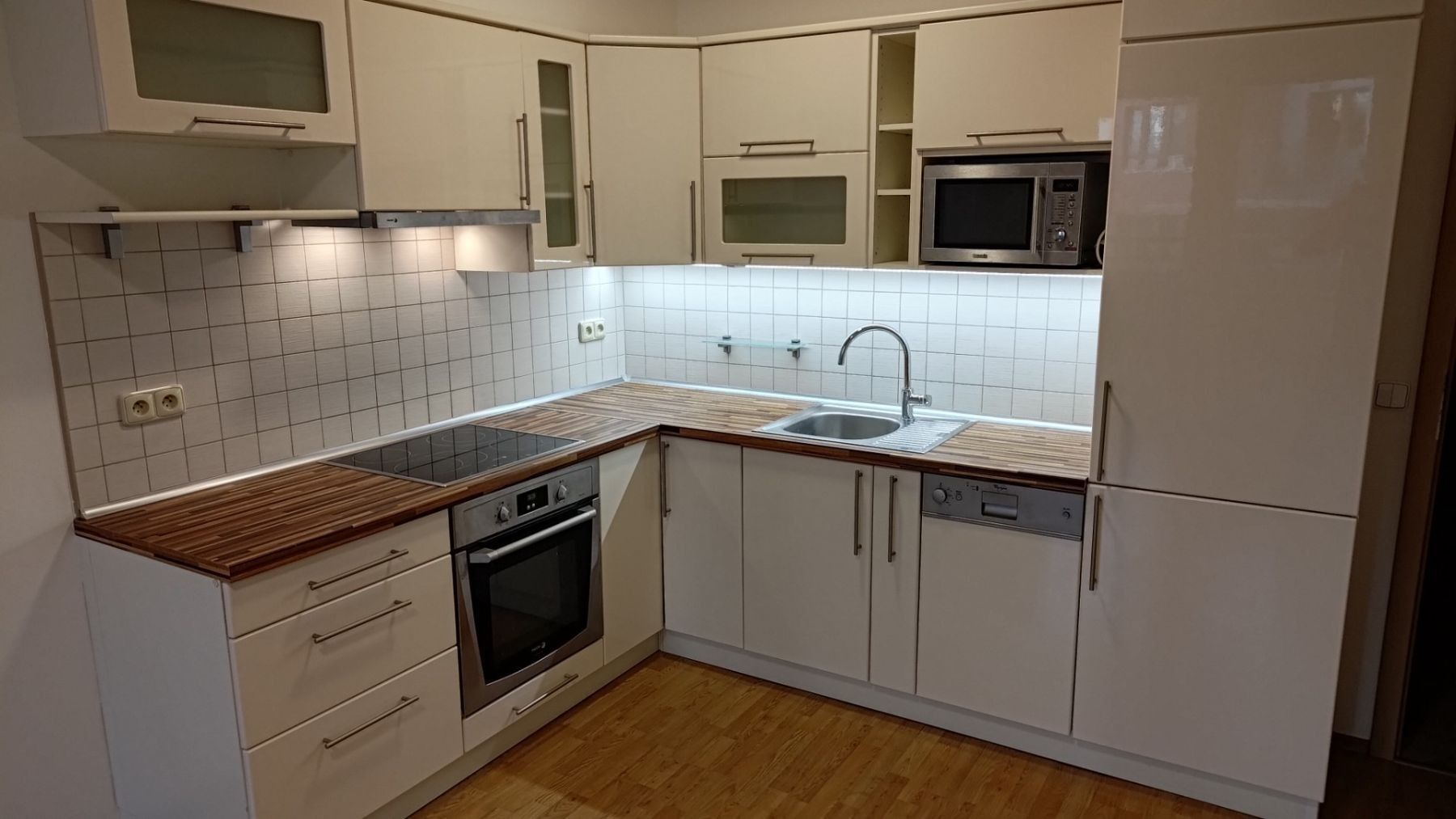 Byt 2+kk · 48 m² · V Zahradách, Praha - Libeň - 3