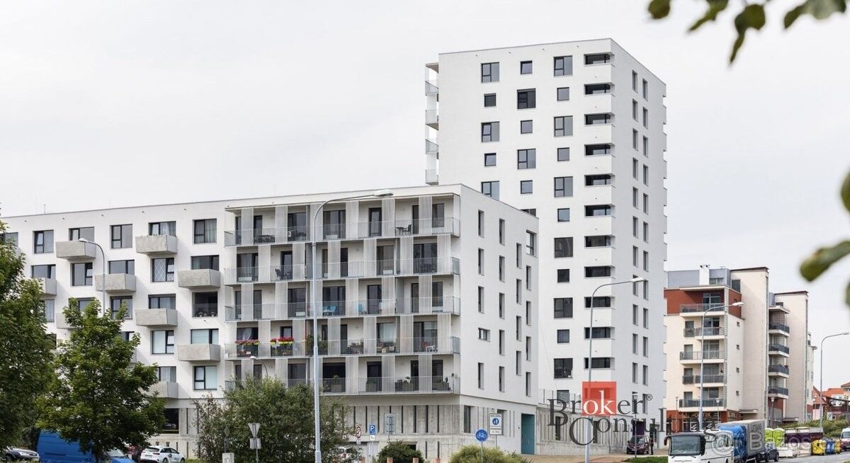 Byty, Plzeň, 323 00 - 1