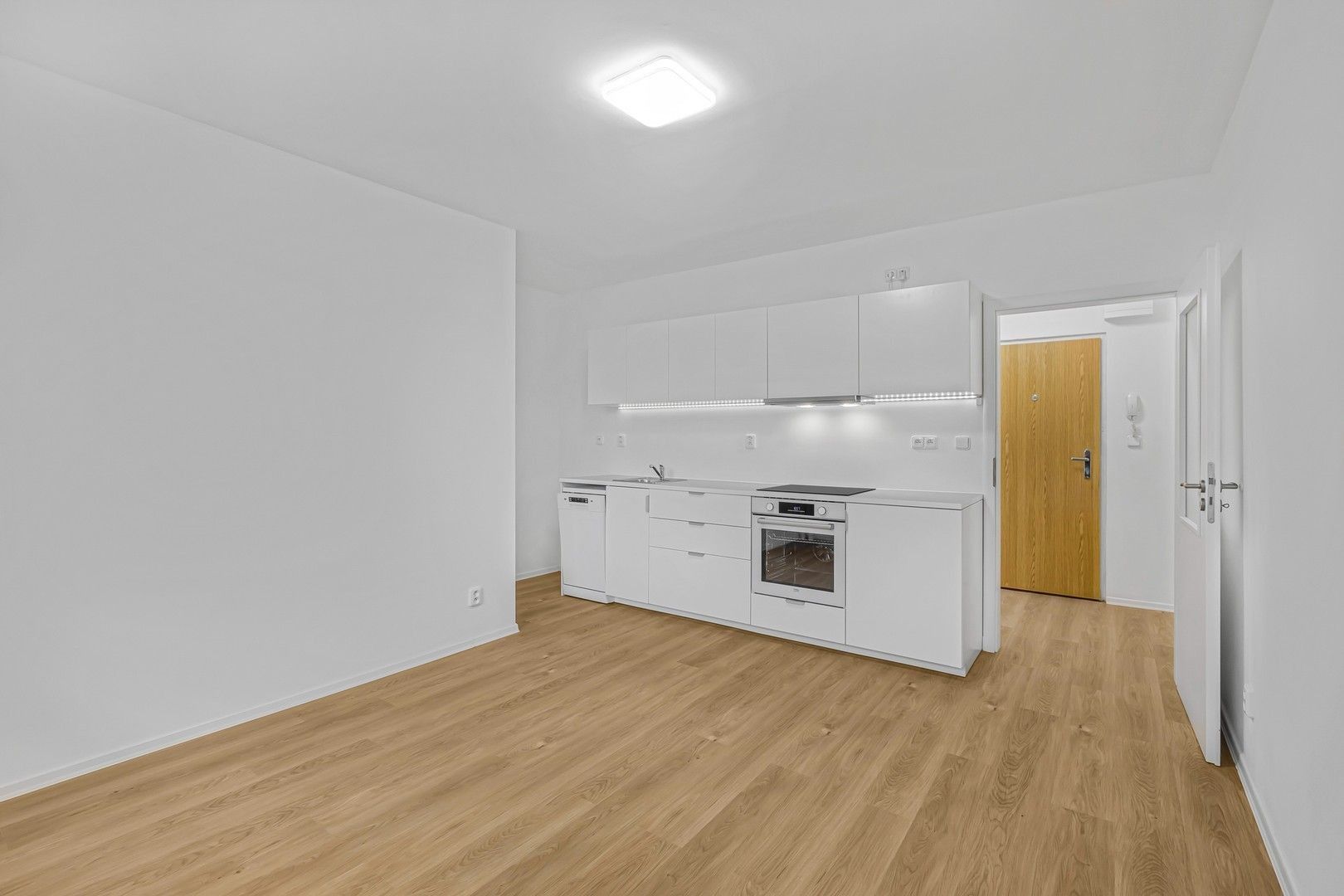 2+kk, Jílovská, Praha - Braník, 32 m² - 1