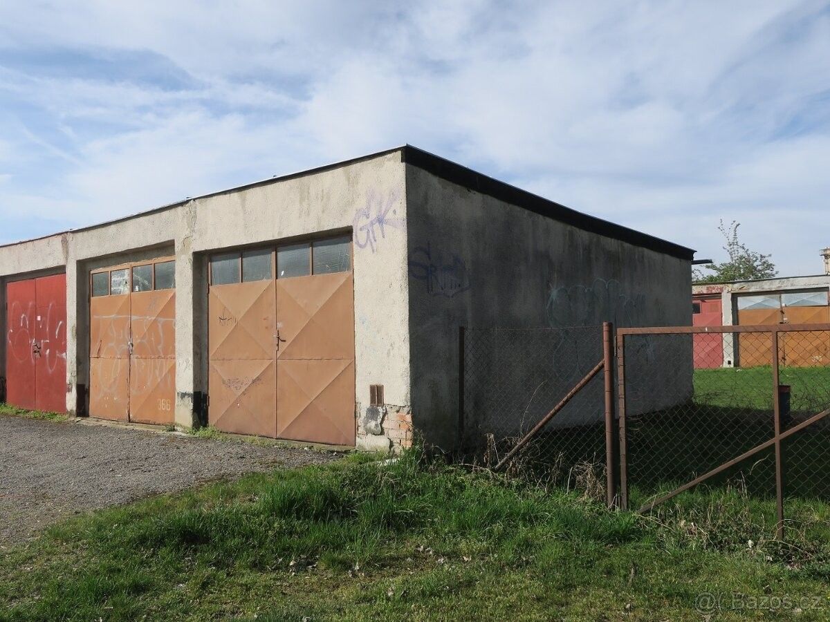 Prodej garáž - Praha, 196 00