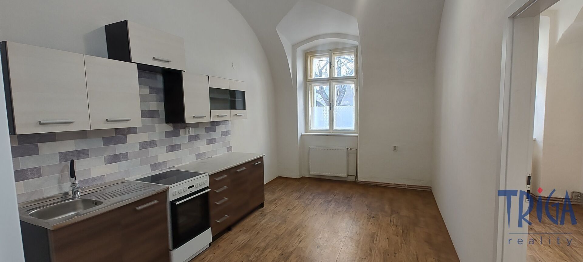 2+kk, Doktora Reyla , Jaroměř Josefov, 32 m²