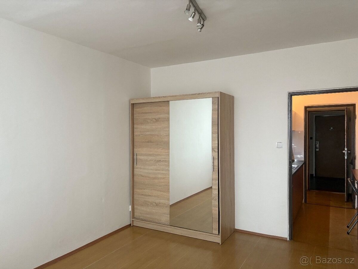 Pronájem byt - Uherské Hradiště, 686 01