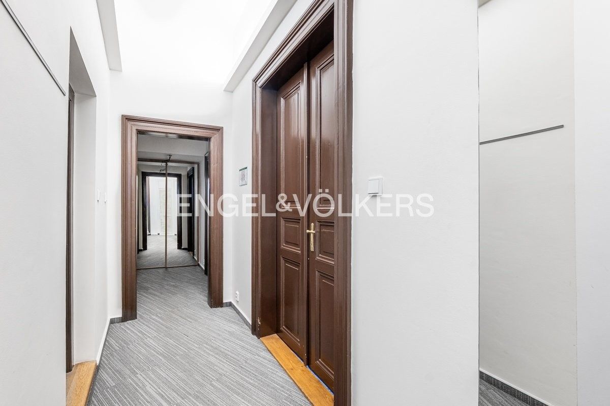 Pronájem kancelář - Na struze 1740, Praha Nové Město, 206 m² - 5