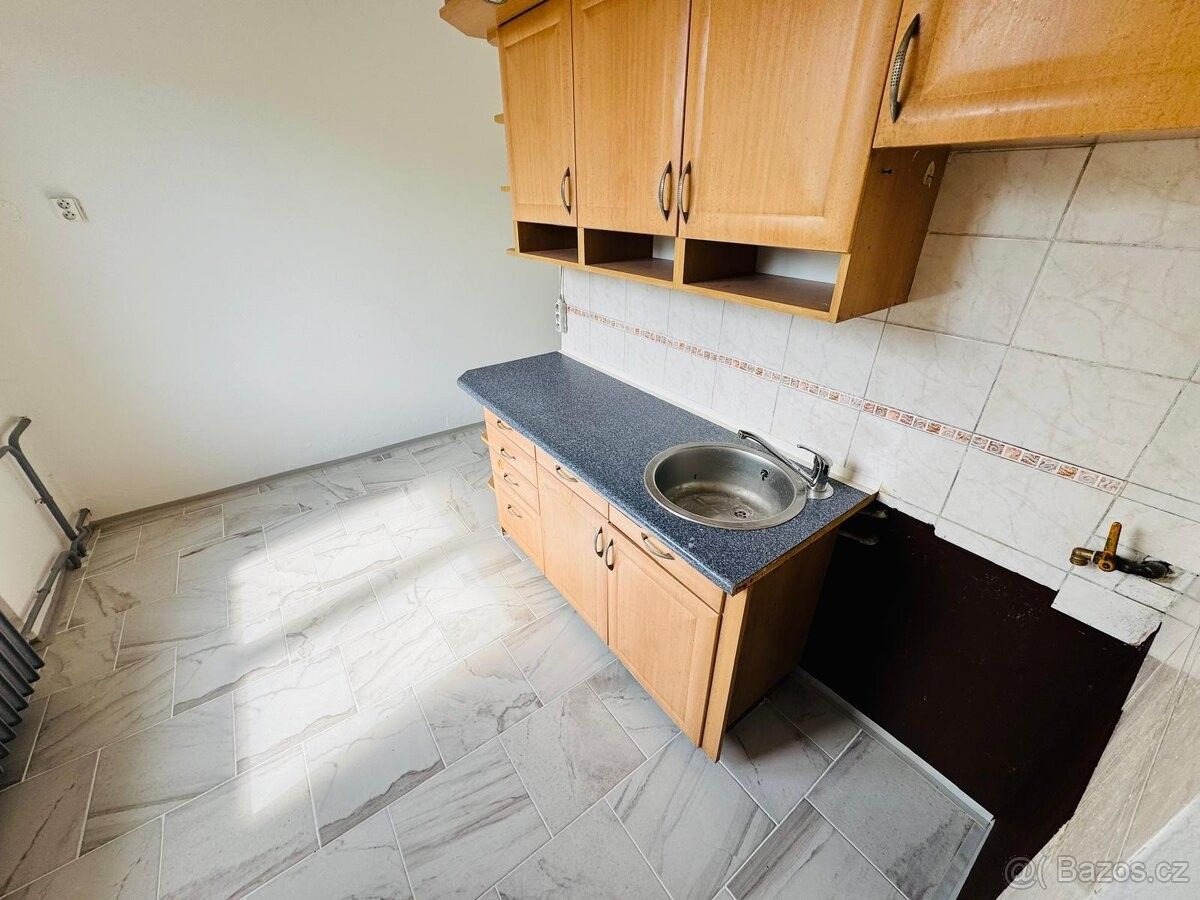 Pronájem byt 1+1 - Bukovany u Sokolova, 357 55, 33 m²